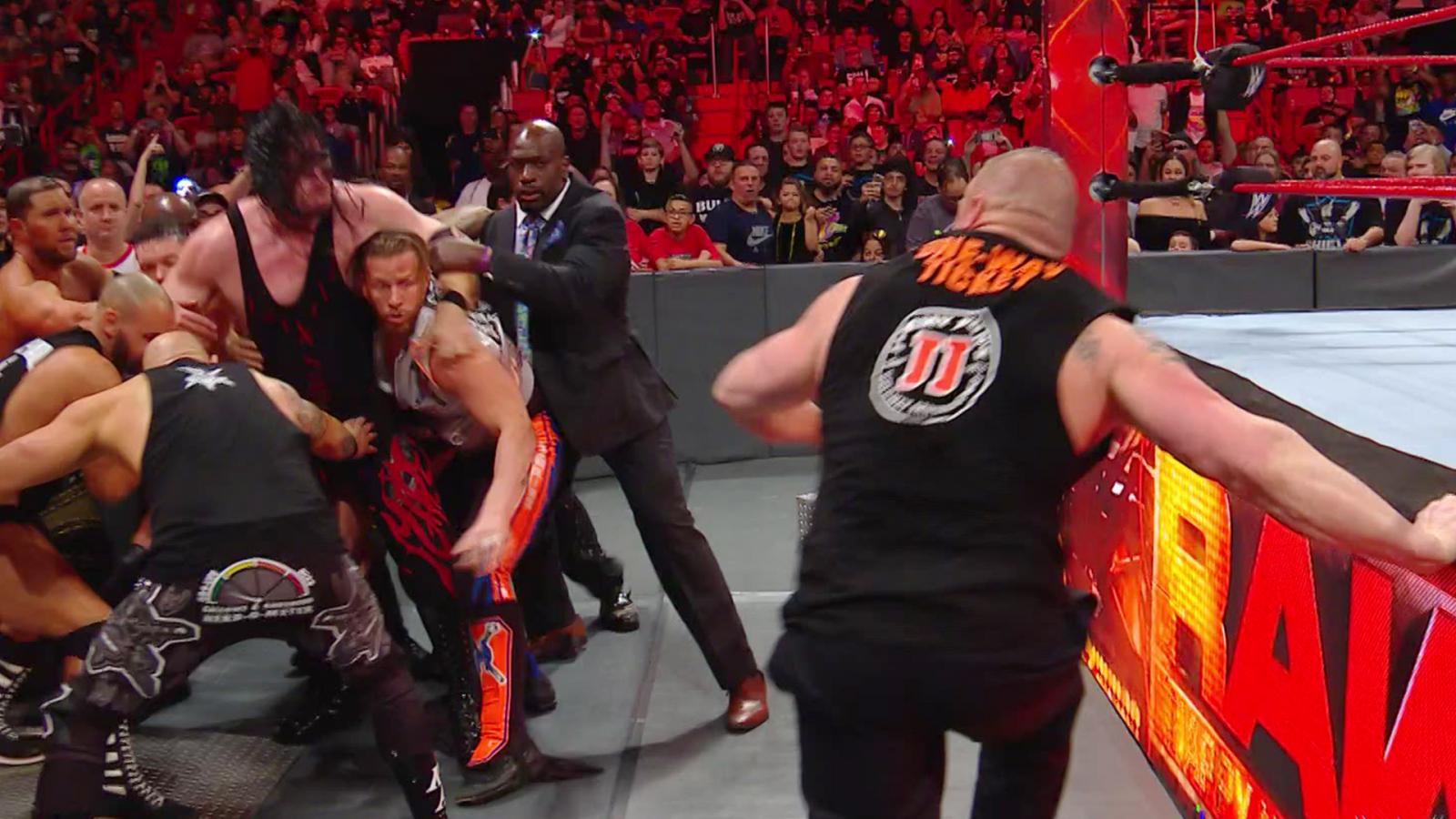 Wwe Raw Results 1 1 18 Brock Lesnar Appears Reigns Vs Joe