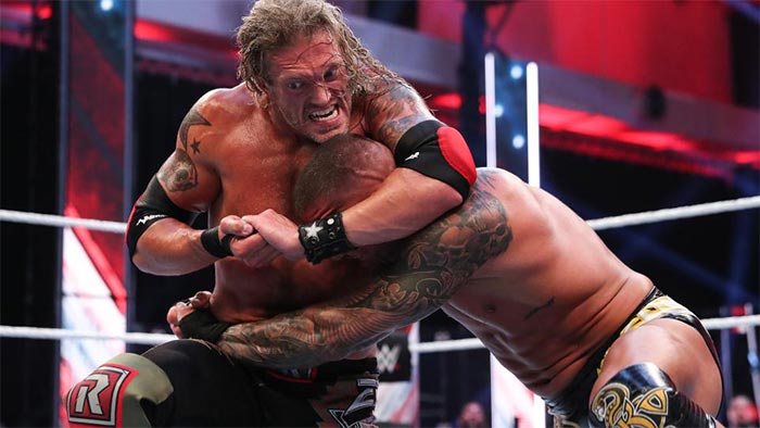 Edge suffers arm injury