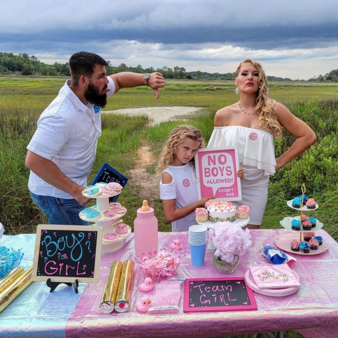 WWE Raw Superstar Lacey Evans reveals she is having another girl - WWE ...