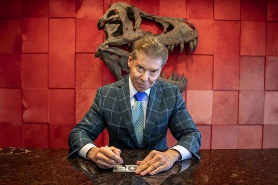 “Billionaire Bucks” and T-Shirt signed by Vince McMahon to be auctioned off